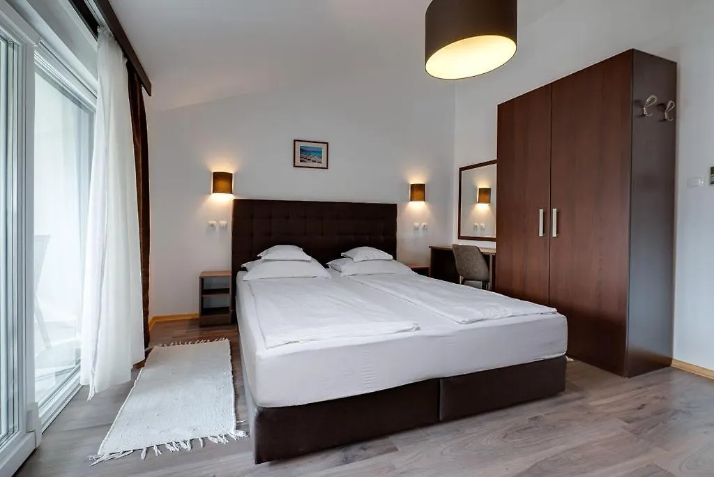 Bed & Breakfast Dosen III Baska  3*, Baska (Krk) Croatia