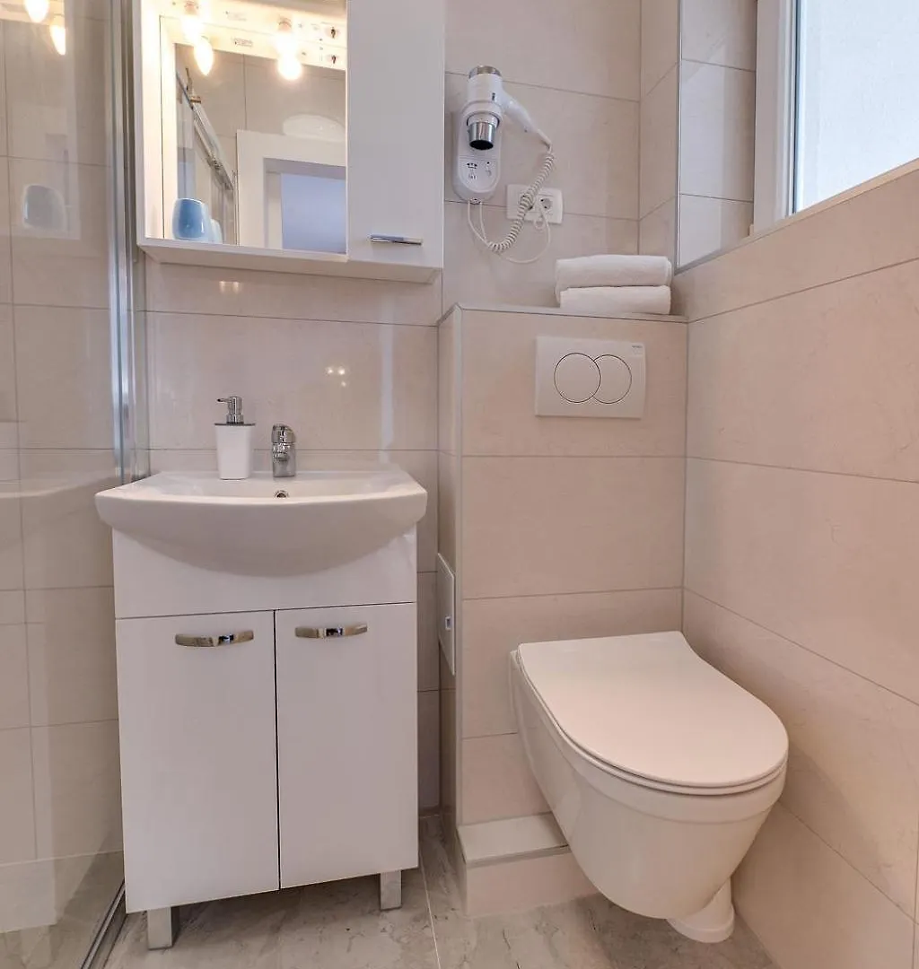 Bed & Breakfast Dosen III Baska  Croatia