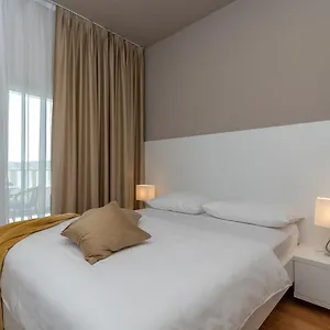 villa-ana-trogir.hotels-in-trogir.com/